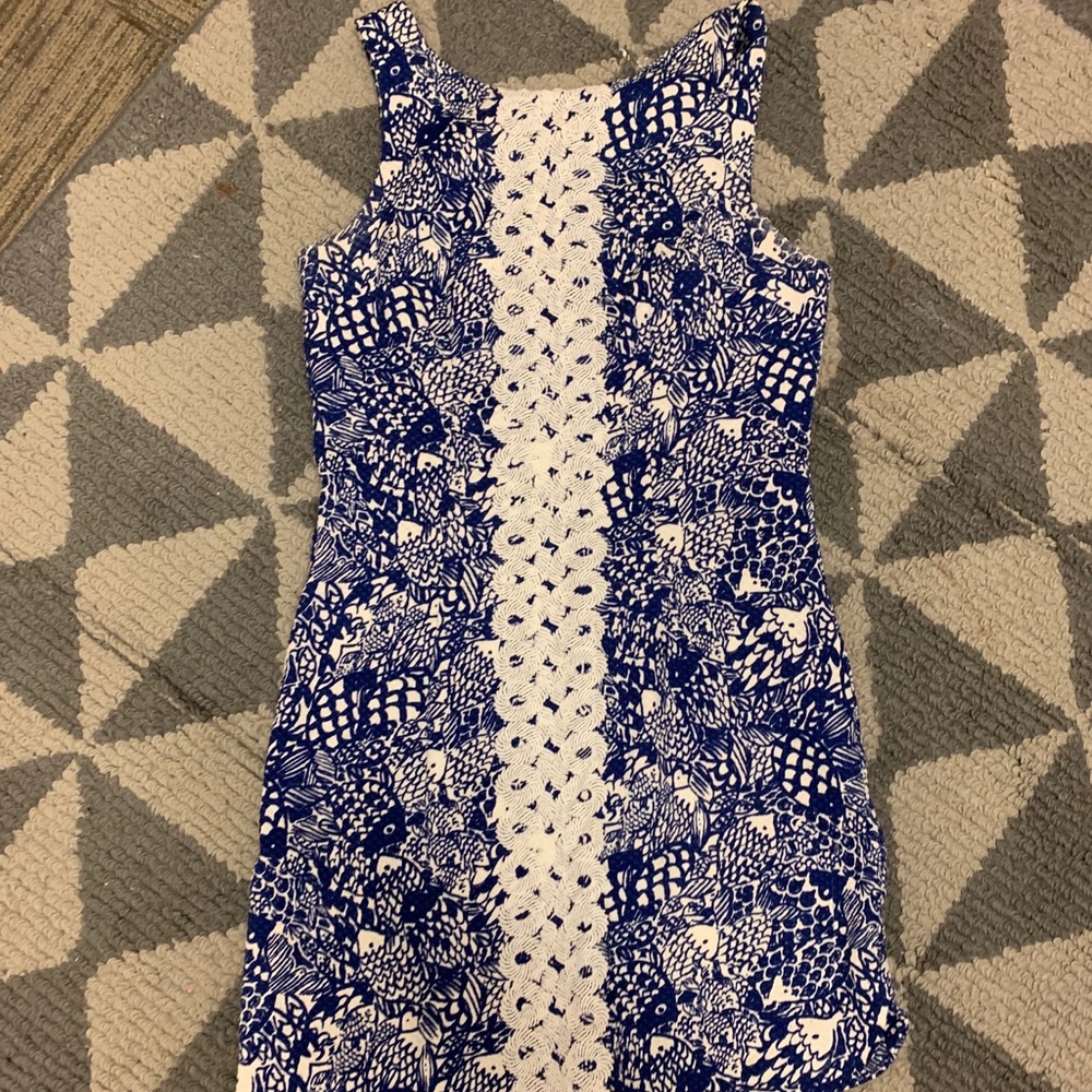 Upstream shift dress